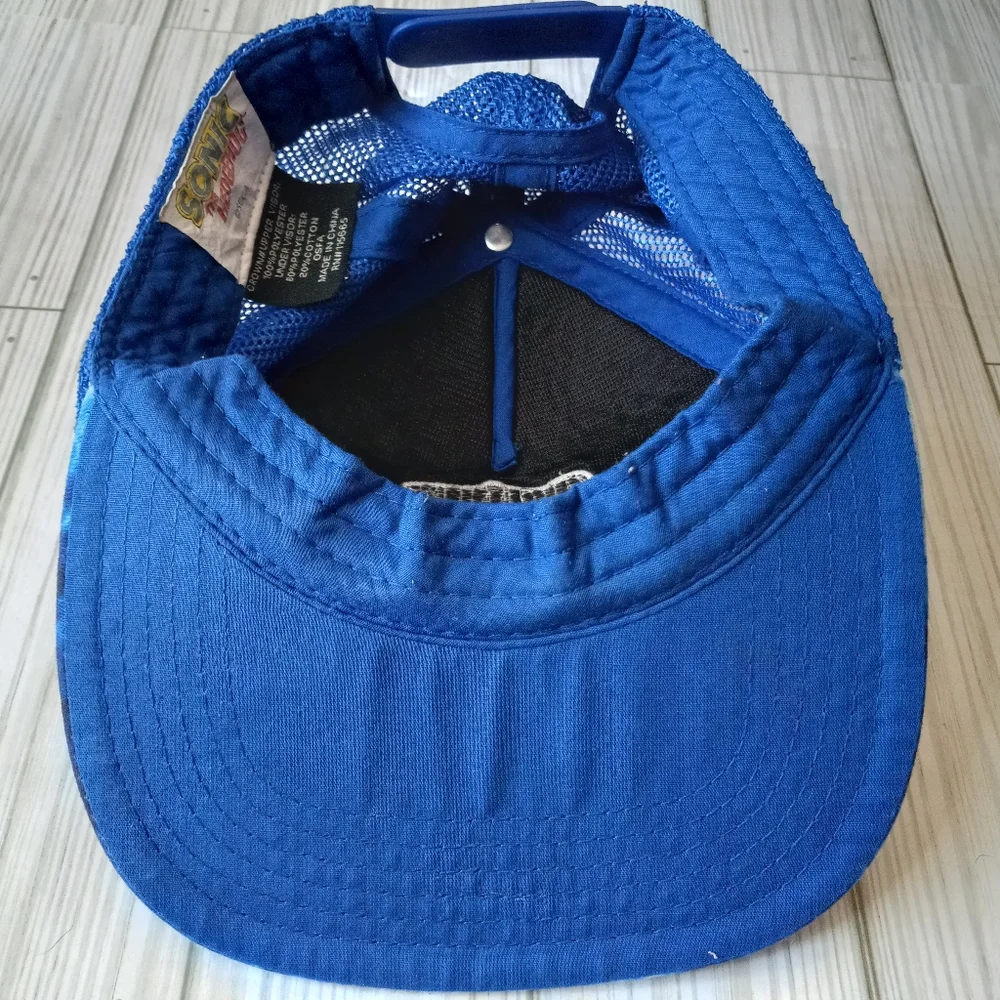 Bioworld Sonic The Hedgehog Boys Trucker Hat